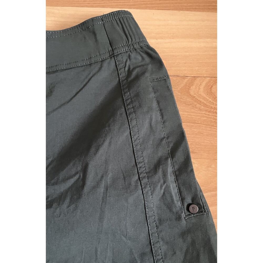 Foil Barrel Ankle Pants Viridian Olive Green Technical Cotton NWT US 10 AU NZ - Picture 16 of 16